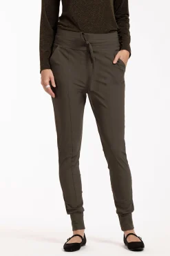 Franka trousers -|Studio Anneloes Hot