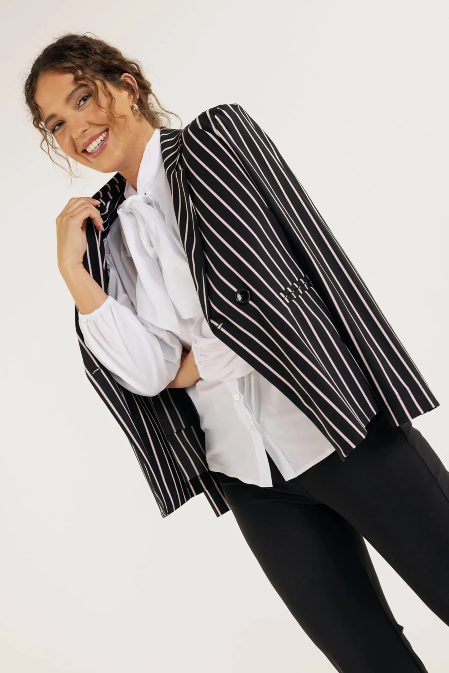 Lark Fragrance blazer -|Studio Anneloes Fashion