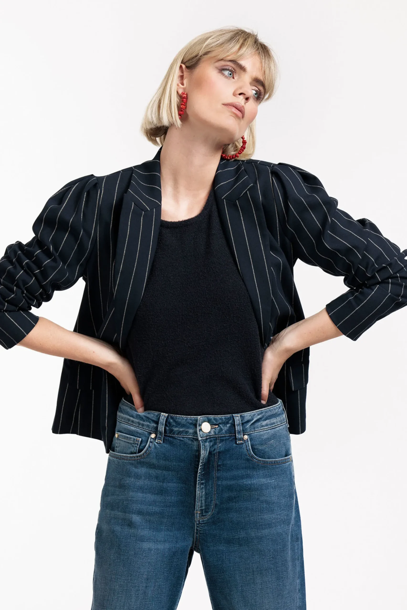 Mirelle gold pinstripe blazer -|Studio Anneloes Best