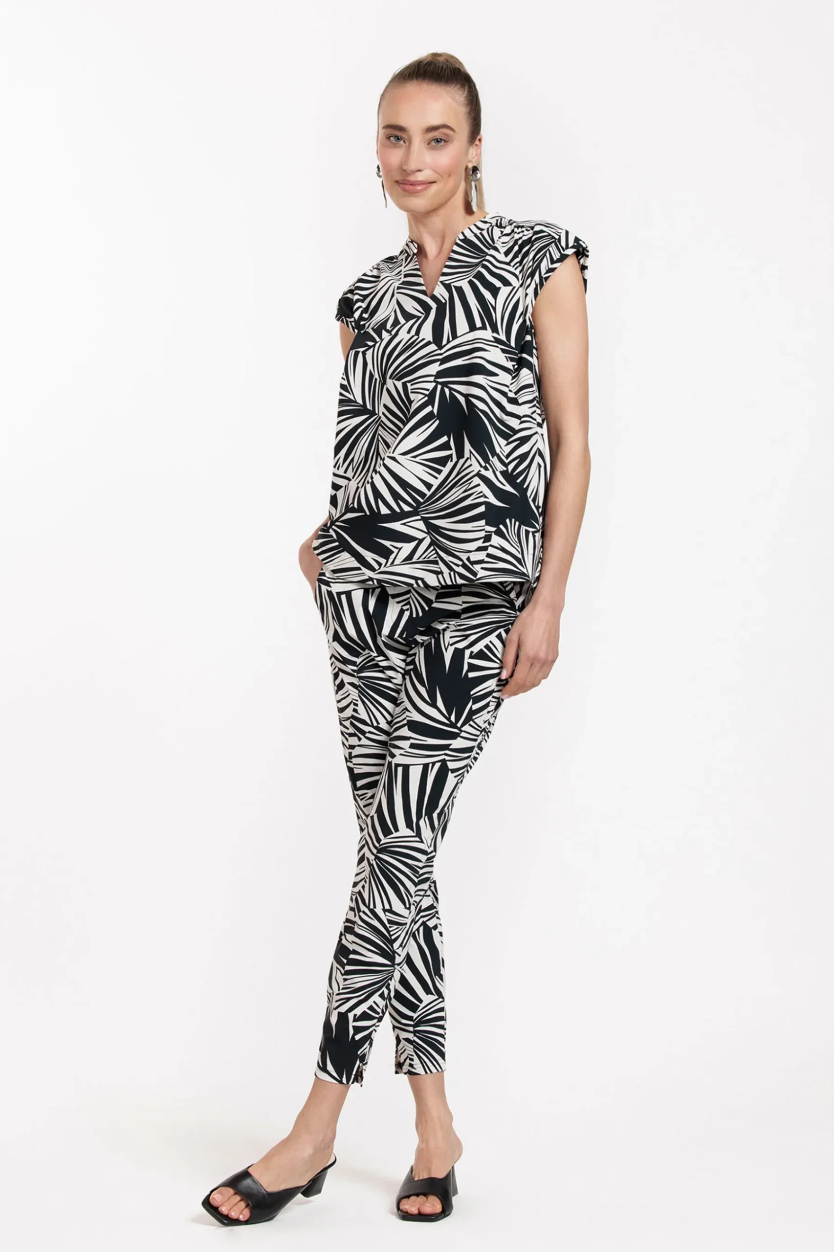 Startup palm trousers -|Studio Anneloes New