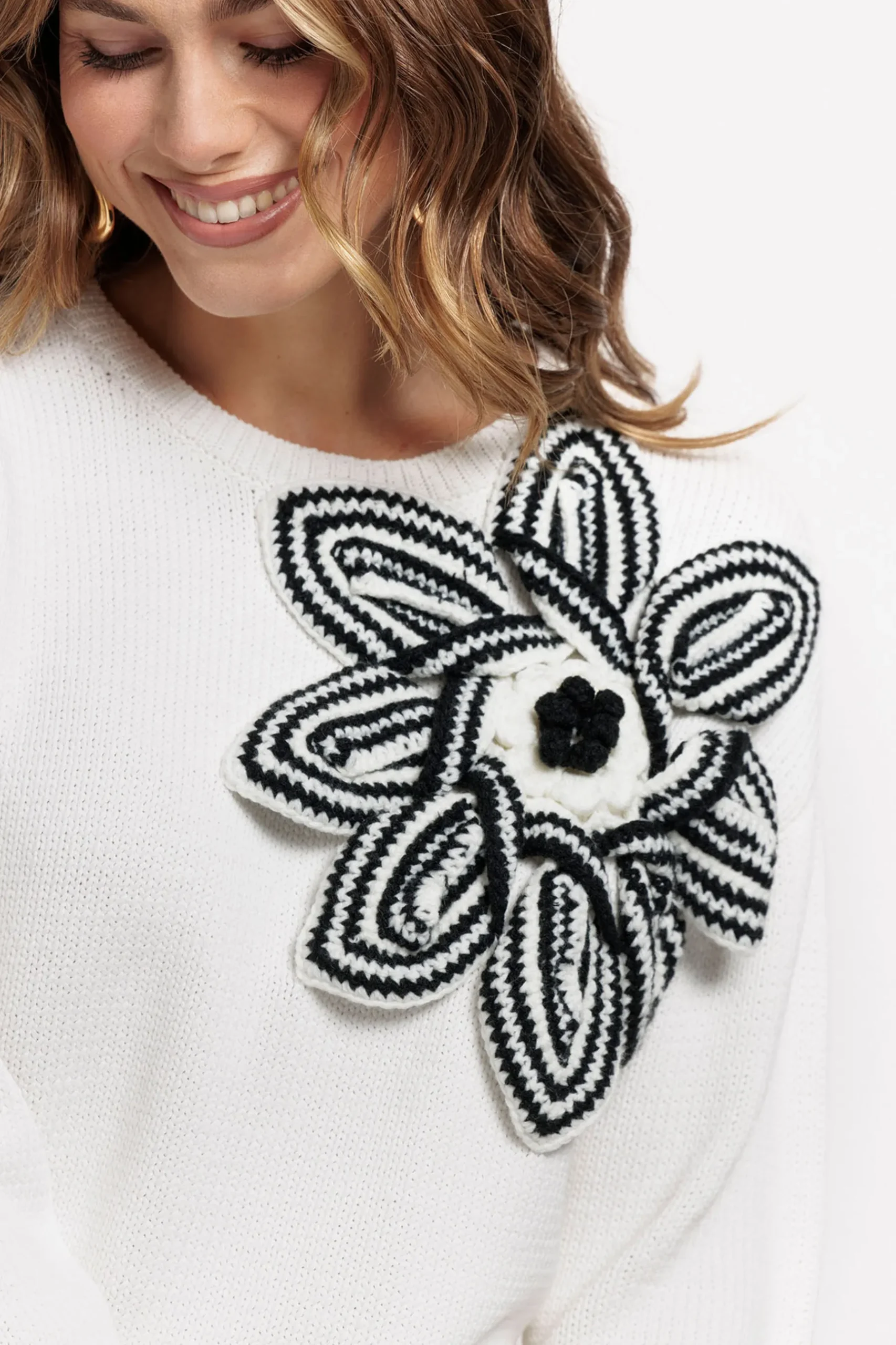 Valerie chunky flower pullover -|Studio Anneloes Outlet